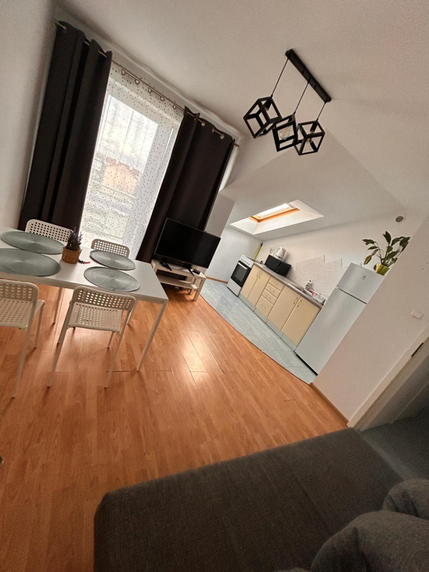 דירות אופולה Apartament Sloneczny 7 מראה חיצוני תמונה